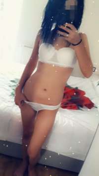 Alev-alev kendi yeri olan escort Eser