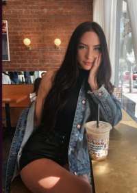 Arsız dansöz escort Cemre