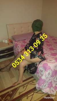 Arsız gerçek fotoğraflı kız Parla