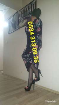 Arsız gerçek fotoğraflı kız Parla