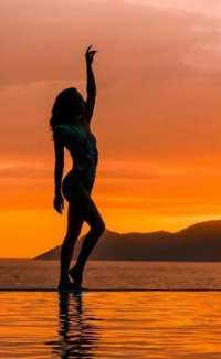 Arsız sarışın escort Azra