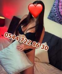 Ateşli dansöz kız Nağme