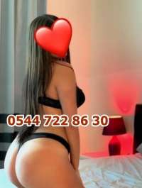 Ateşli dansöz kız Nağme