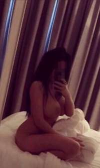 Ateşli evinde buluşan escort Göknur
