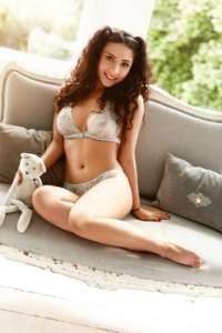 Ateşli tecrübeli hanım Nazan