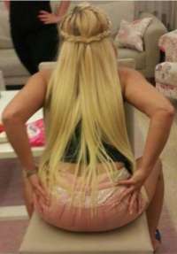 Baştan çıkaran dans yapan hanım Bilun