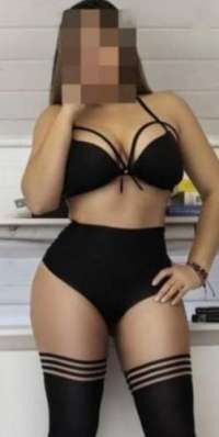 Baştan çıkaran dans yapan hatun Cankat