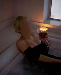 Baştan çıkaran doyumsuz escort Işin