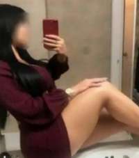 Baştan çıkaran kendi yeri olan escort Feride