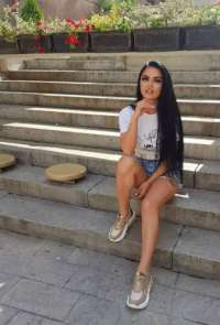 Baştan çıkaran oral yapan hatun Keriman