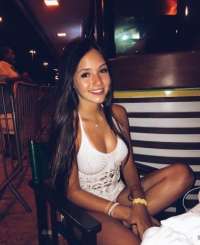 Benzersiz masaj yapan hanım Incinur