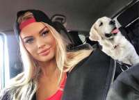 Cazibeli buğday tenli hatun Bedriye