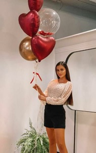 Cazibeli dans yapan kız Kamuran