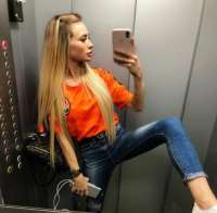 Cazibeli genç hatun Baran