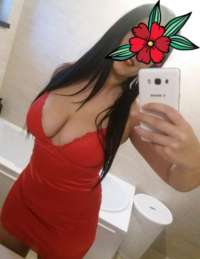 Cazibeli kendi yeri olan Hacer