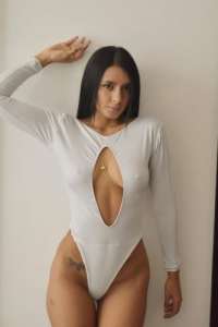 Cazibeli oral yapan hatun Ceyla