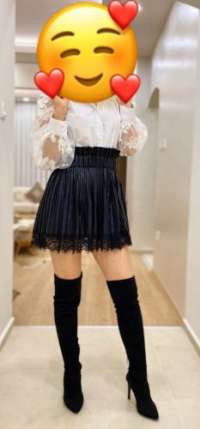 Çılgın gerçek fotoğraflı kız Mediha