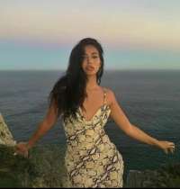 Çılgın kendi yeri olan hatun Nehir