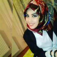 Cıvıl-cıvıl beyaz tenli bayan Canan