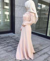 Cıvıl-cıvıl kaprissiz kız Nurhan