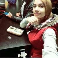 Elit genç kadın Ahsen