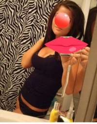 Eşsiz sarışın kadın Rebia