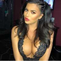 Etkileyici genç hanım Akasya