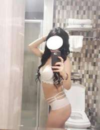 Etkileyici sakso çeken hatun Azize