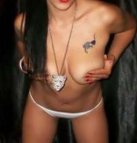 Gösterişli balık etli Azra