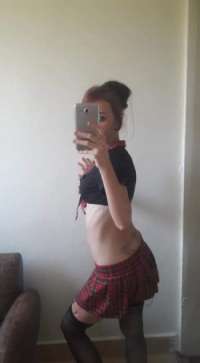 Gösterişli gerçek fotoğraflı kadın Bedihe