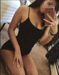 Gösterişli kendi yeri olan hatun Gülbahar