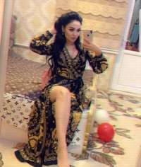 Gösterişli oral yapan Gülseren