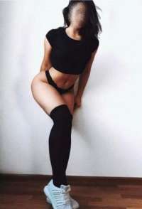 Gösterişli oral yapan Gülseren