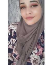 Gösterişli sakso çeken kadın Naile