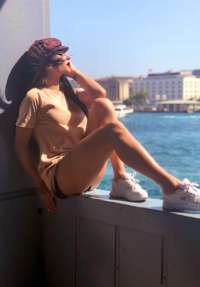 Harika ön sevişme yapan escort Müesser