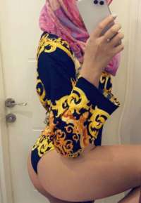 Kıvrak evinde buluşan escort Fulden