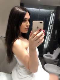 Kıvrak gerçek fotoğraflı bayan Müjgan