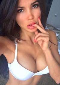 Kıvrak olgun kadın Ferah