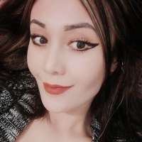 Kıvrak tecrübeli kız Aşkin