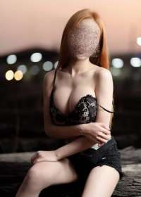 Kusursuz masaj yapan kız Gülfem