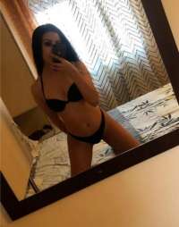 Muhteşem evinde buluşan bayan Hanim