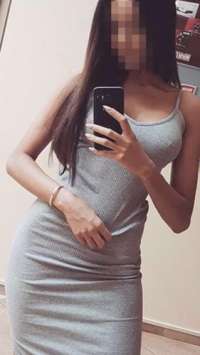 Neşeli esmer escort Fikriye