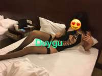 Neşeli evinde buluşan hatun öğüt