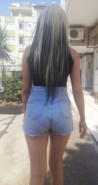 Neşeli masöz Arife