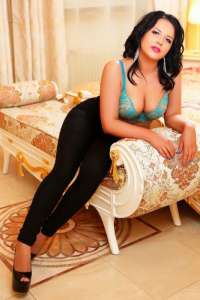 Olağanüstü fatezi yapan eskort Pelin