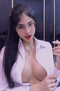 Olağanüstü sarışın eskort Ferzan