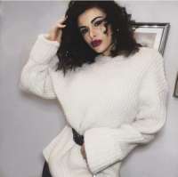 Seksapel eve gelen bayan Ceyla