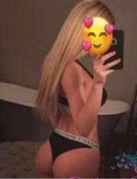 Seksi beyaz tenli kız Işilti