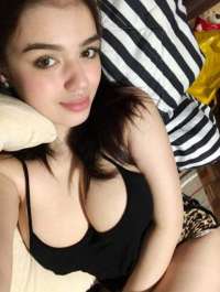 Seksi kendi yeri olan bayan Diler