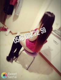 Seksi ön sevişme yapan bayan Güven